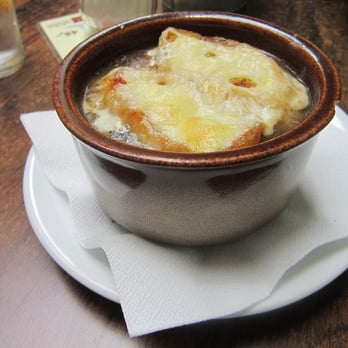 Globe Bookstore & Café - French onion soup - Cocktail Bars Near Me - Prague, Puerto Rico