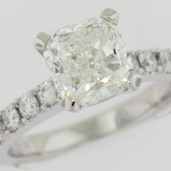 Arezzo Jewelers - Diamond Engagement Rings