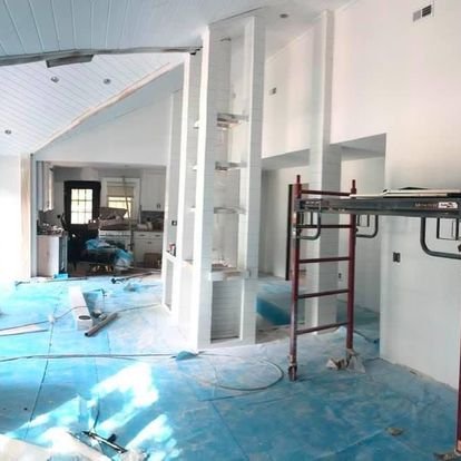 Slide of Vanegas Handyman