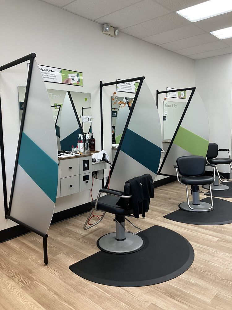 Great Clips Logo