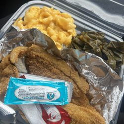 Soul - Catfish & Macaroni and Cheese & Collard Greens