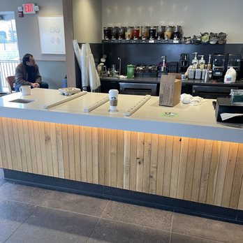Starbucks - Coffee & Tea Near Me - Orland Park, Illinois