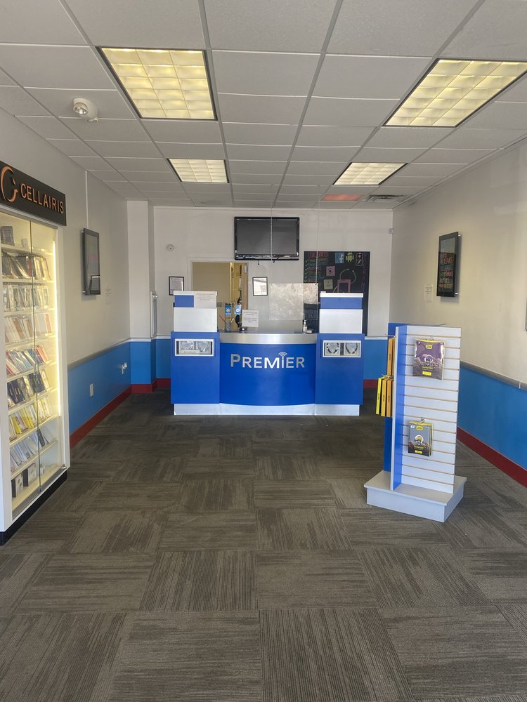 PREMIER WIRELESS Updated September 2024 19 Photos & 23 Reviews 1821 N Zaragoza Rd, El Paso