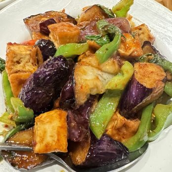 Paste Thai - Basil eggplant with tofu - Thai Near Me - Davis, California