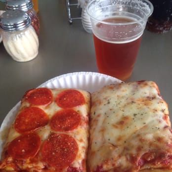 Pepperoni Grill - Yup!  That's right.  Some real pizza and non-sissy hoppy beer. - Pizza Near Me - Oak Island, North Carolina