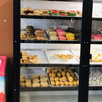 Canela Bakery - Pastries - Bakeries Near Me - Montebello, California