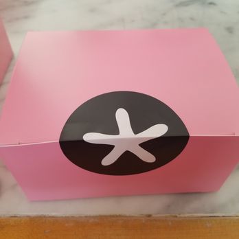 Georgetown Cupcake - Cupcake box - Cupcakes Near Me - Washington, DC, District of Columbia