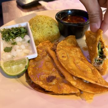 Presidio Cocina Mexicana - Birria tacos plate - Mexican Near Me - Phoenix, Arizona