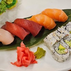 Ninja Sushi Ramen - Sushi sampler