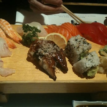 Awon - 12 piece sushi plate - $17 - Japanese Near Me - Los Angeles, California