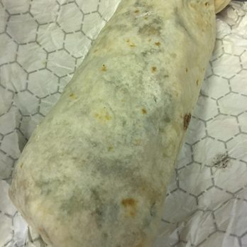 Decolores Burrito Joint - Chipotle chicken burrito - Mexican Near Me - Chicago, Illinois