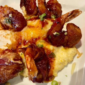 Annapolis Smokehouse & Tavern - Shrimp and Grits - Barbeque Near Me - Annapolis, Maryland