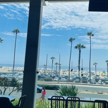 Bear Flag Fish - View of Huntington Beach from the Bear Flag Fish restaurant - Seafood Near Me - Newport Beach, California Bear Flag Fish - View of Huntington Beach from the Bear Flag Fish restaurant - Seafood Near Me - Newport Beach, California