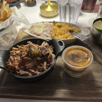 Me Encanta - Carnitas Michaocanas - Mexican Near Me - Columbus, Georgia Me Encanta - Carnitas Michaocanas - Mexican Near Me - Columbus, Georgia