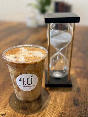 4.0 Ice Cream & Drinks by null