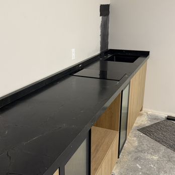 JJC Countertops - Granite countertop with miter 3 inches - Countertop Installation Near Me - Carmel, Indiana