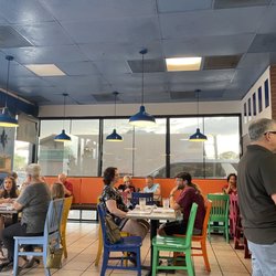 Santorini Greek Cafe - Dining area