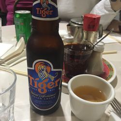 Wong Kei - Tiger beer