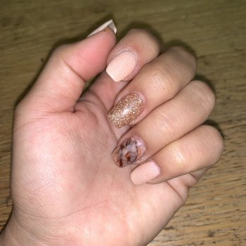 H2O Nails Spa - Marble accent nails by Maggie - Nail Salons Near Me - Monrovia, California