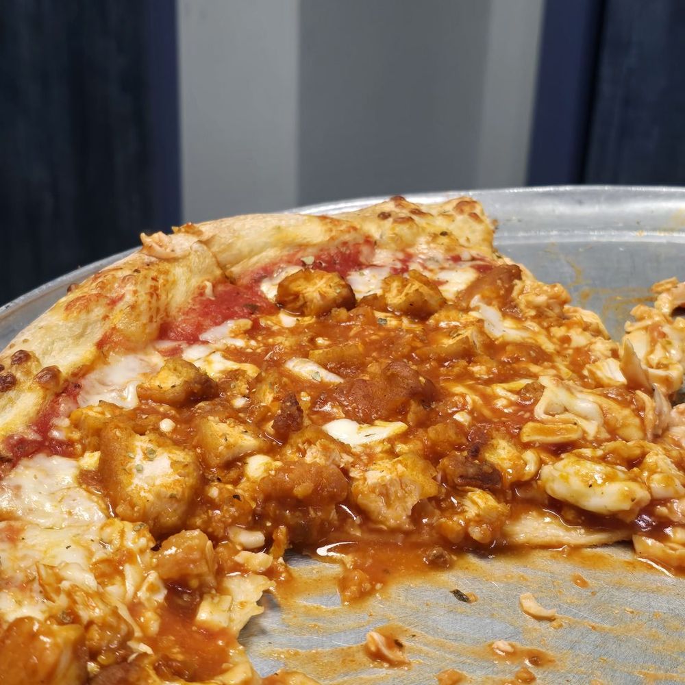 Yhe Buffalo Chic Pizza