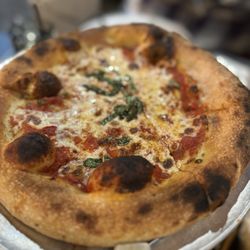 Pi Social - Margarita pizza