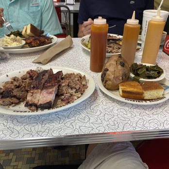 Country's Barbecue - Barbeque Near Me - Columbus, Georgia