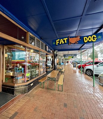 Fat Dog Cafe & Bar by null