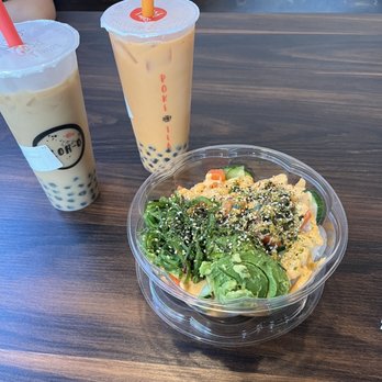 Aloh-o - Coffee milk tea (Left) Thai milk tea (Right) & custom made tuna poke bowl - Poke Near Me - Petaluma, California