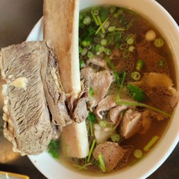 simply pho. simply delicious. simply pho. simply delicious.