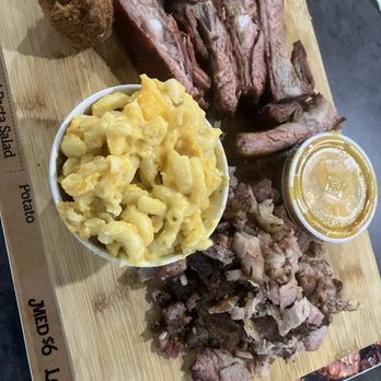 Lickie Stickie Bbq - Round 2 at Lickie Stickie BBQ - Barbeque Near Me - Lauderhill, Florida