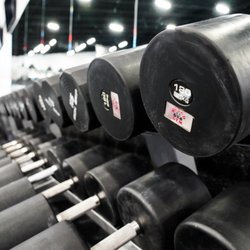 Genesis Health Clubs - KC Racquet Club - Free weights at KC Racquet Club Genesis