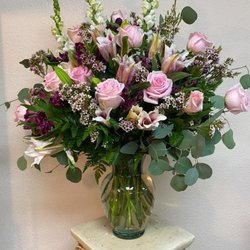 Casa Blanca Flowers & Gifts - Super cute vase of flowers! Order now!