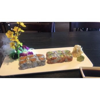 Mika Sushi II - Spicy tuna and CA roll - Sushi Bars Near Me - Westminster, Colorado Mika Sushi II - Spicy tuna and CA roll - Sushi Bars Near Me - Westminster, Colorado