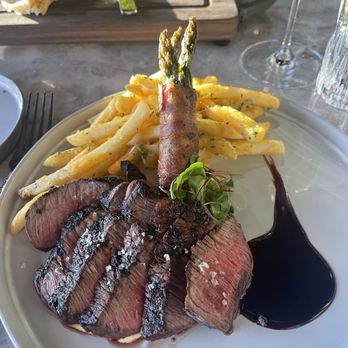Wolf by Vanderpump at Caesars Republic Lake Tahoe - Waygu/Frites - American Near Me - Stateline, Nevada Wolf by Vanderpump at Caesars Republic Lake Tahoe - Waygu/Frites - American Near Me - Stateline, Nevada