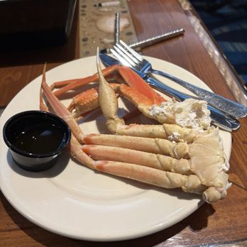 Captain George's Seafood Restaurant - Alaskan Snow Crab Legs - Buffets Near Me - Myrtle Beach, South Carolina