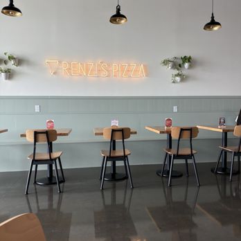 Renzi's Pizza - Tables - Pizza Near Me - Katy, Texas Renzi's Pizza - Tables - Pizza Near Me - Katy, Texas