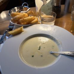 Curtin's Roadside Tavern - Delicious soup and bread