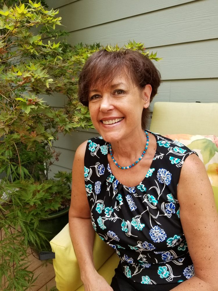 CENTURY 21 ADVANTAGE Updated September 2024 13 Photos 204 W Lake