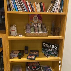 Root’s - Games and books