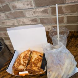 Meltwich - Fried Chicken MeltWich Sandwich Combo