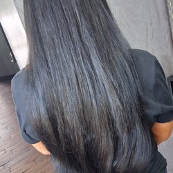 Fusion Hair Extensions by Linda hay/Hair Haze - 22 inch Bohyme one 1/4 packs of hair to achieve this look.734 299 1500 linda hay