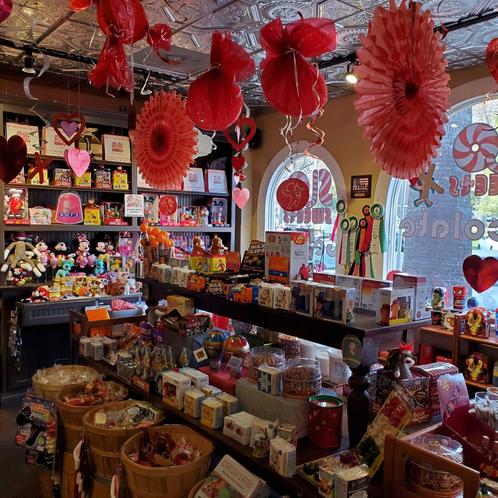 SLO Sweets - Interior - Desserts Near Me - Paso Robles, California SLO Sweets - Interior - Desserts Near Me - Paso Robles, California