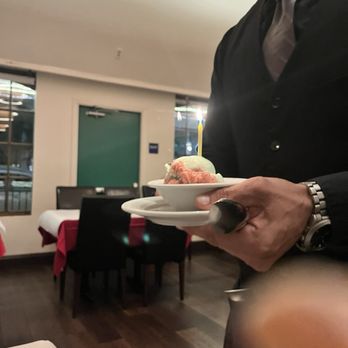Rosa's Italian Restaurant - birthday icecream - Italian Near Me - Bakersfield, California