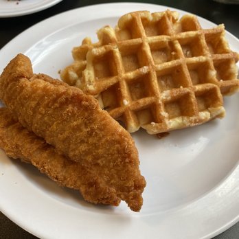 Country Cafe & General Store - Chicken and waffles - Breakfast & Brunch Near Me - Harpers Ferry, West Virginia