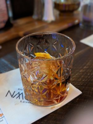 Frankie's Uptown - A Neighborhood Bar by null