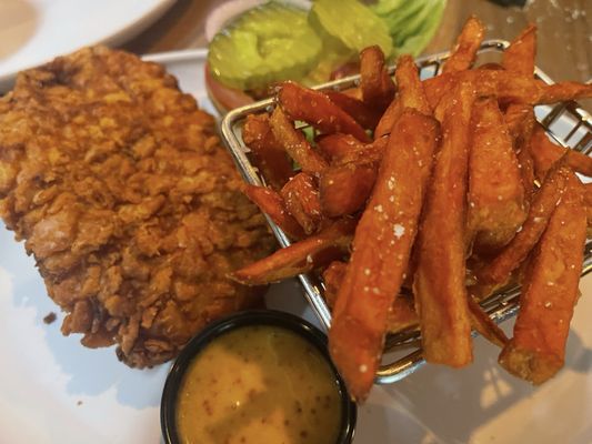 Gilroy's Kitchen + Pub + Patio by null