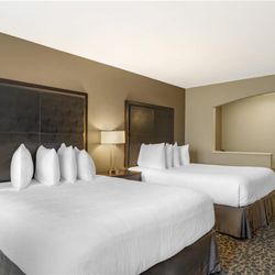 Double Queen Room