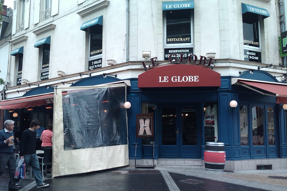 Le Globe