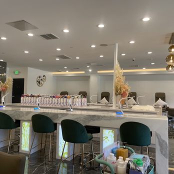 2EM Nail Place - Nail Salons Near Me - Irvine, California