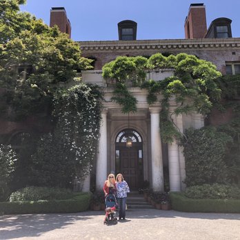 Filoli - Historical House - Botanical Gardens Near Me - Woodside, California Filoli - Historical House - Botanical Gardens Near Me - Woodside, California